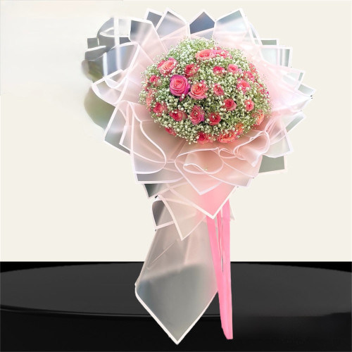 دسته گل بزرگ رز و عروس
